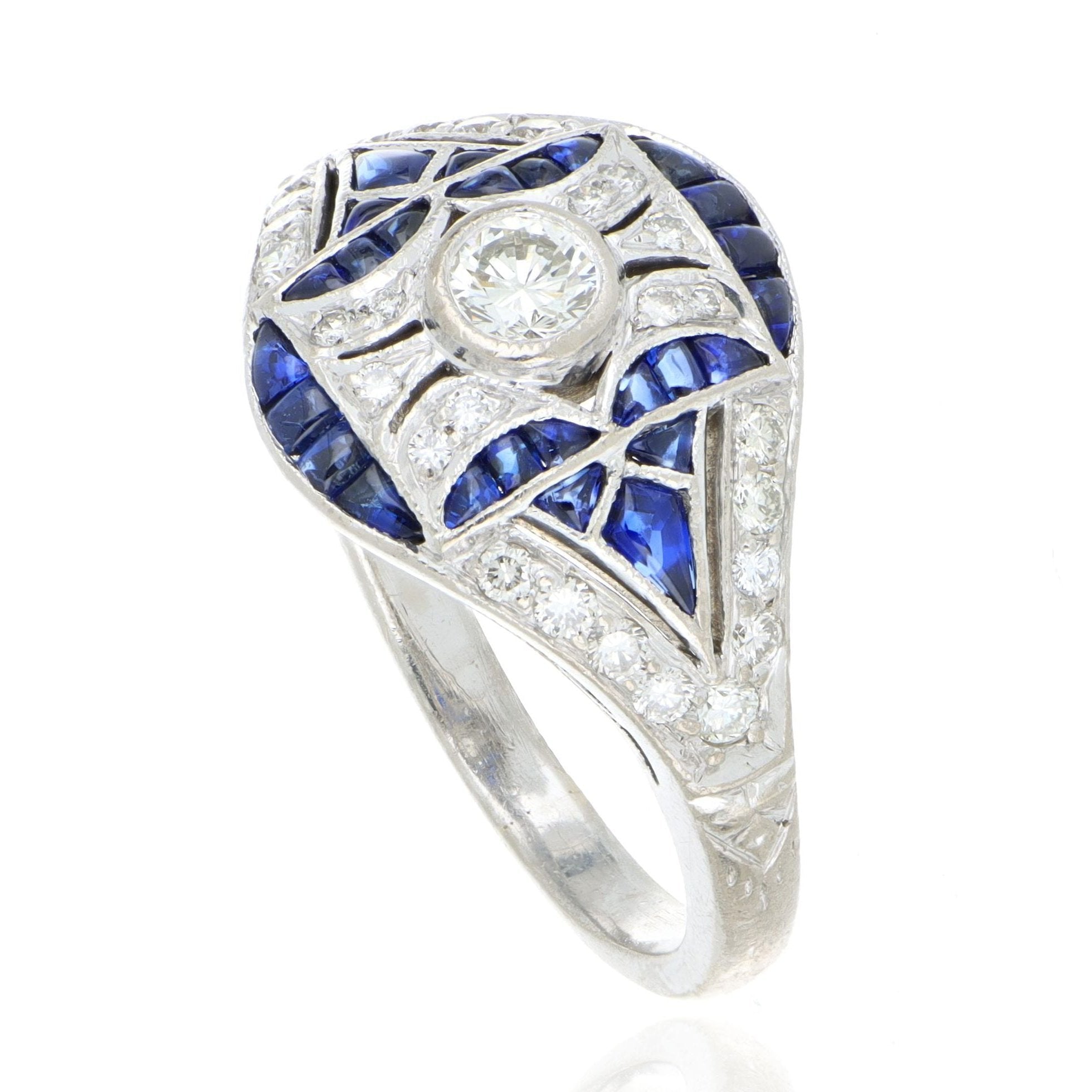 18k White Gold Vintage Sapphire and Diamond Ring