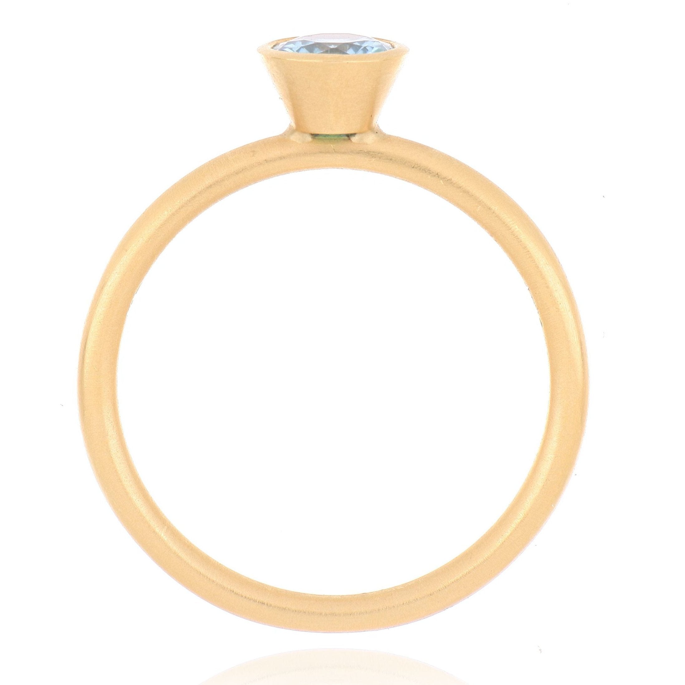 18k Yellow Gold Blue Zirconia Yum Drop Ring