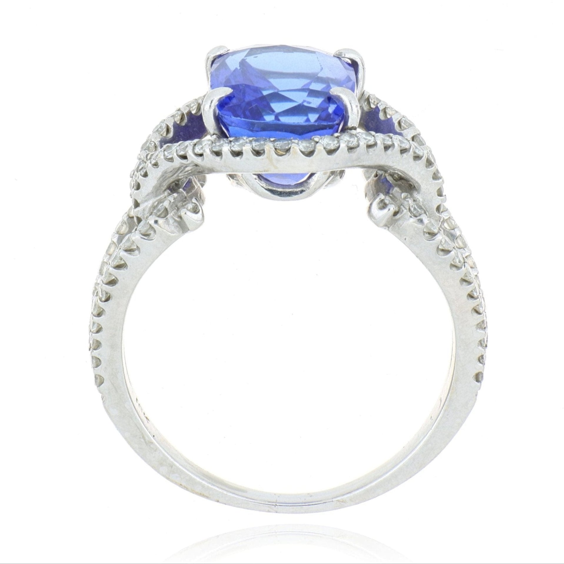 18k White Gold Tanzanite and Diamond Ring