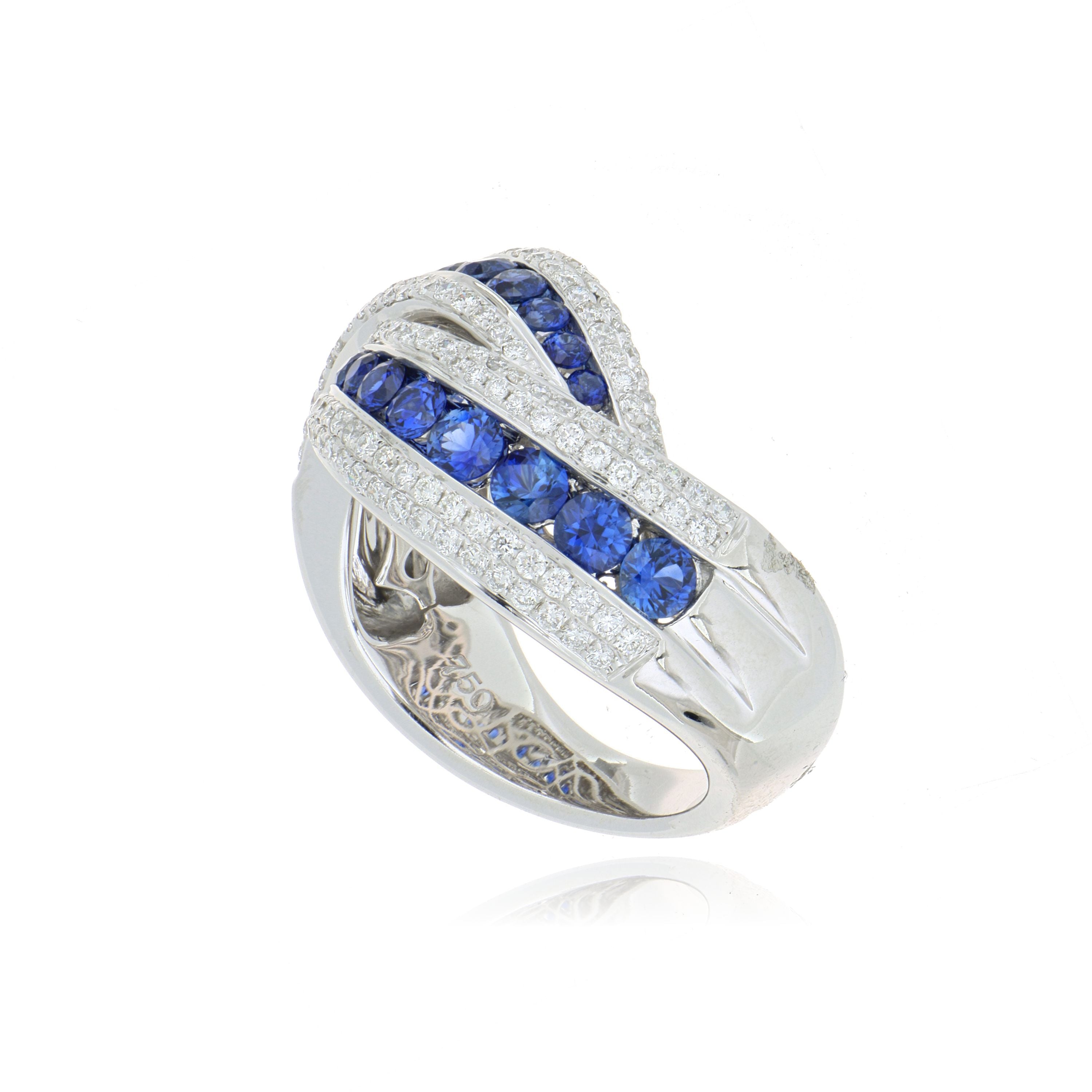 18k White Gold Diamond and Blue Sapphire Ring