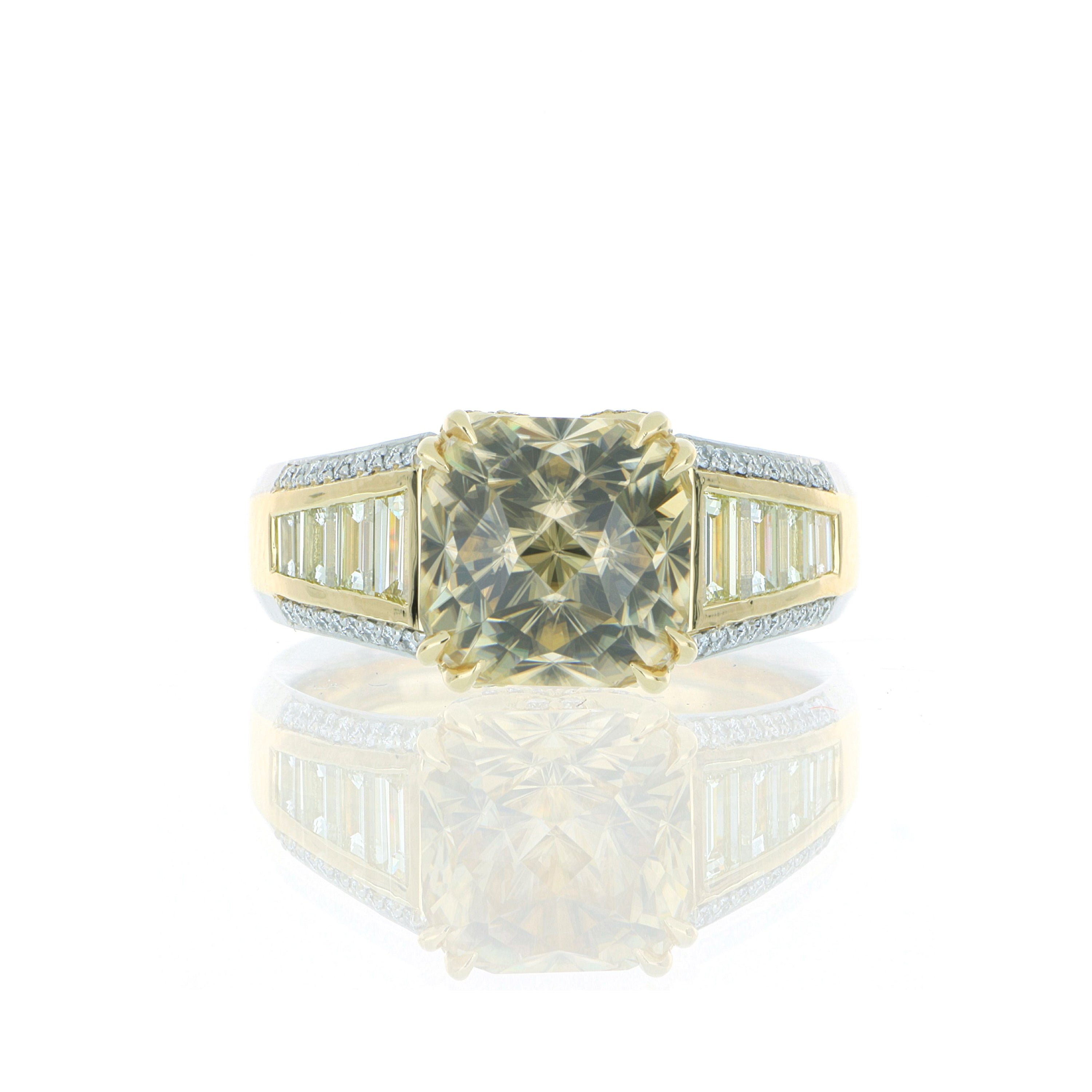 18k Yellow Gold and Platinum Zircon and Diamond Ring