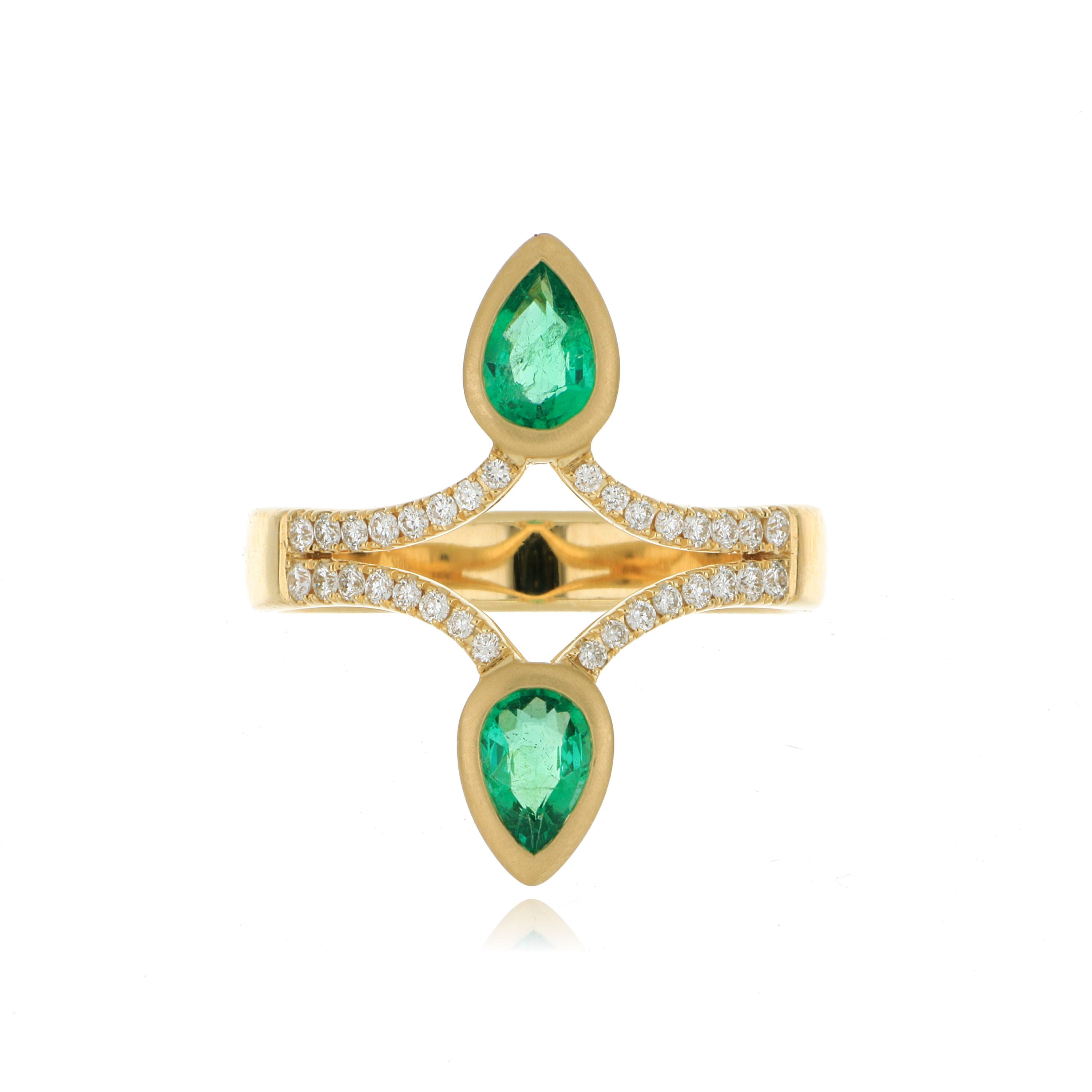 18k Yellow Gold Emerald and Diamond Ring