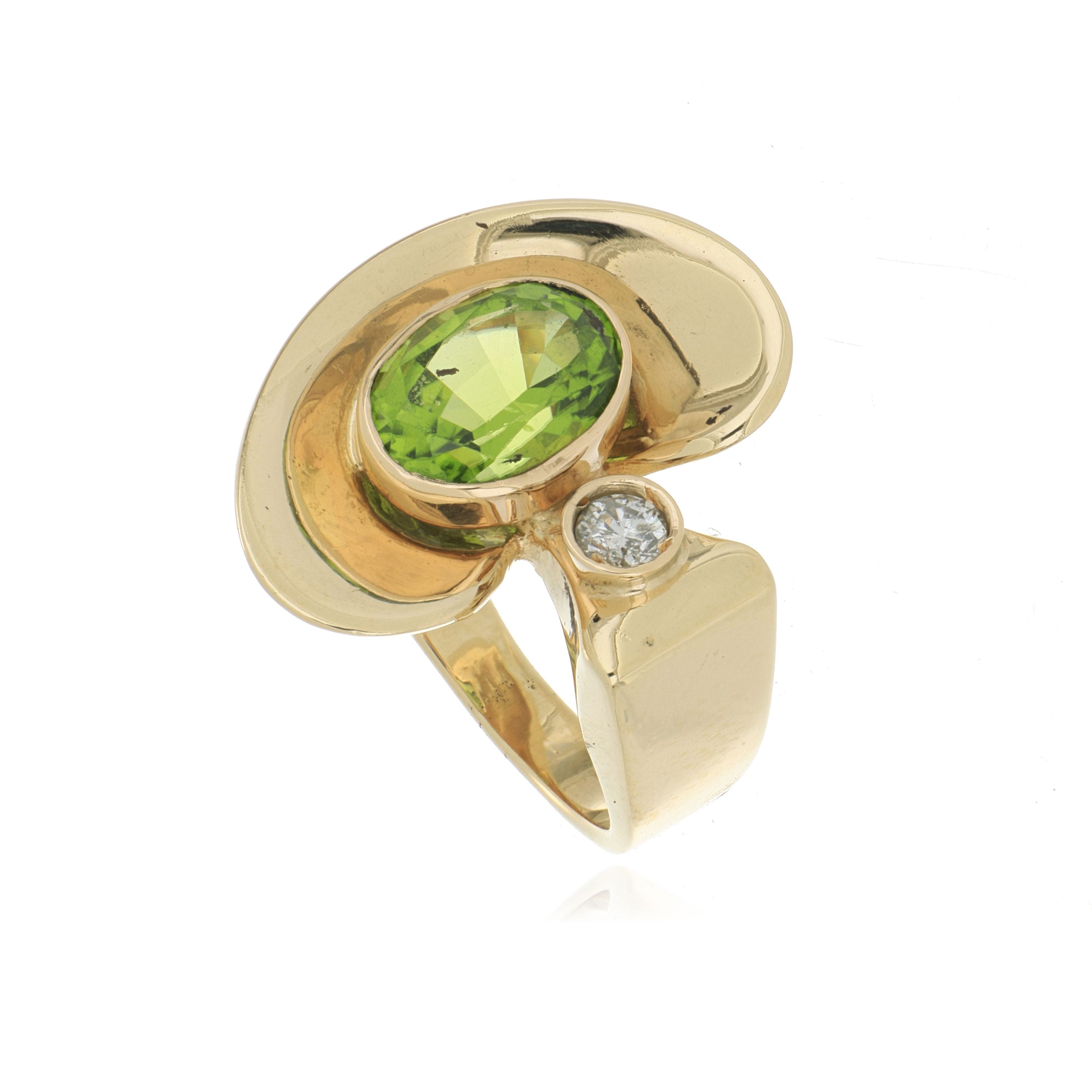 14k Yellow Gold Peridot and Diamond Mushroom Ring