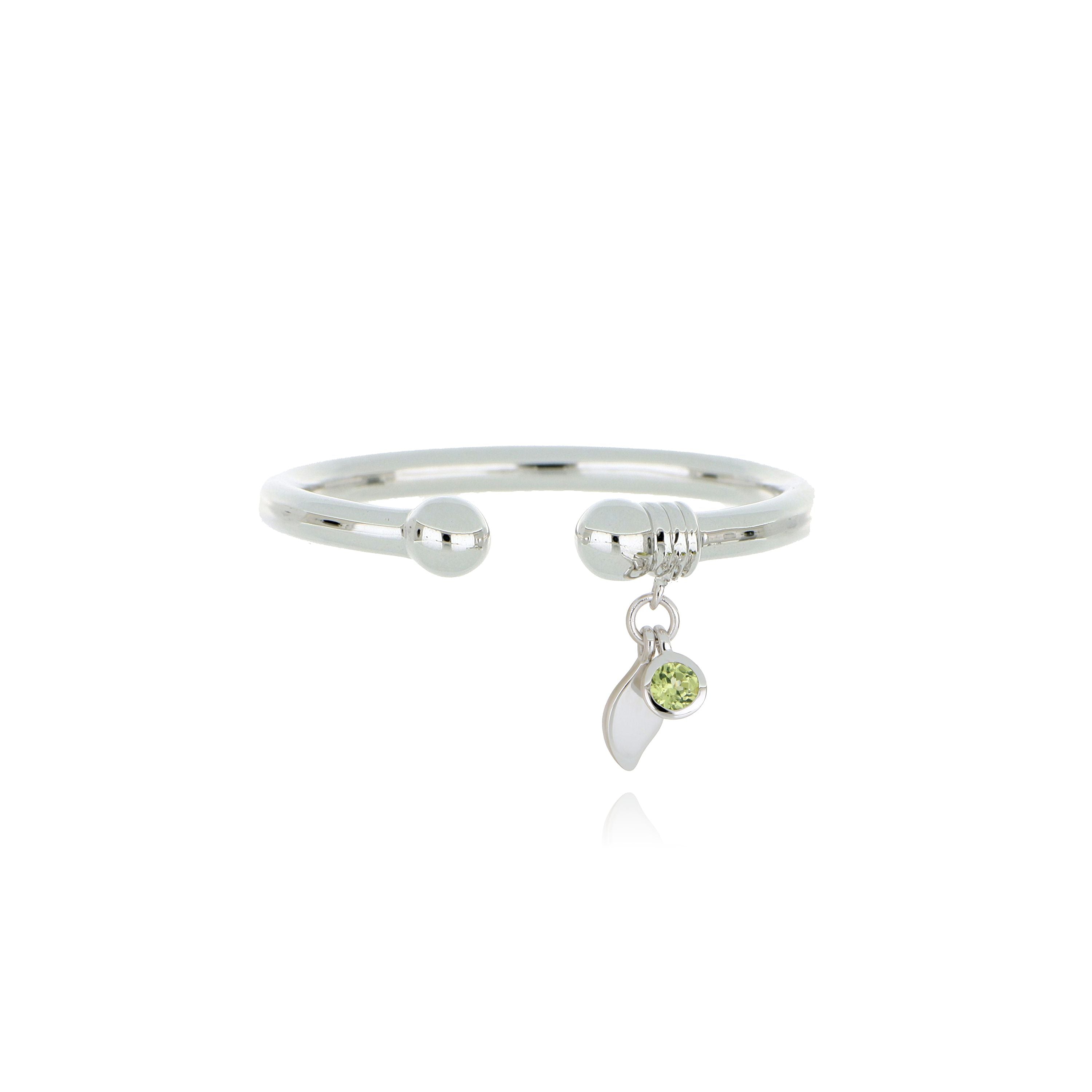 18k White Gold Peridot Dangle Ring