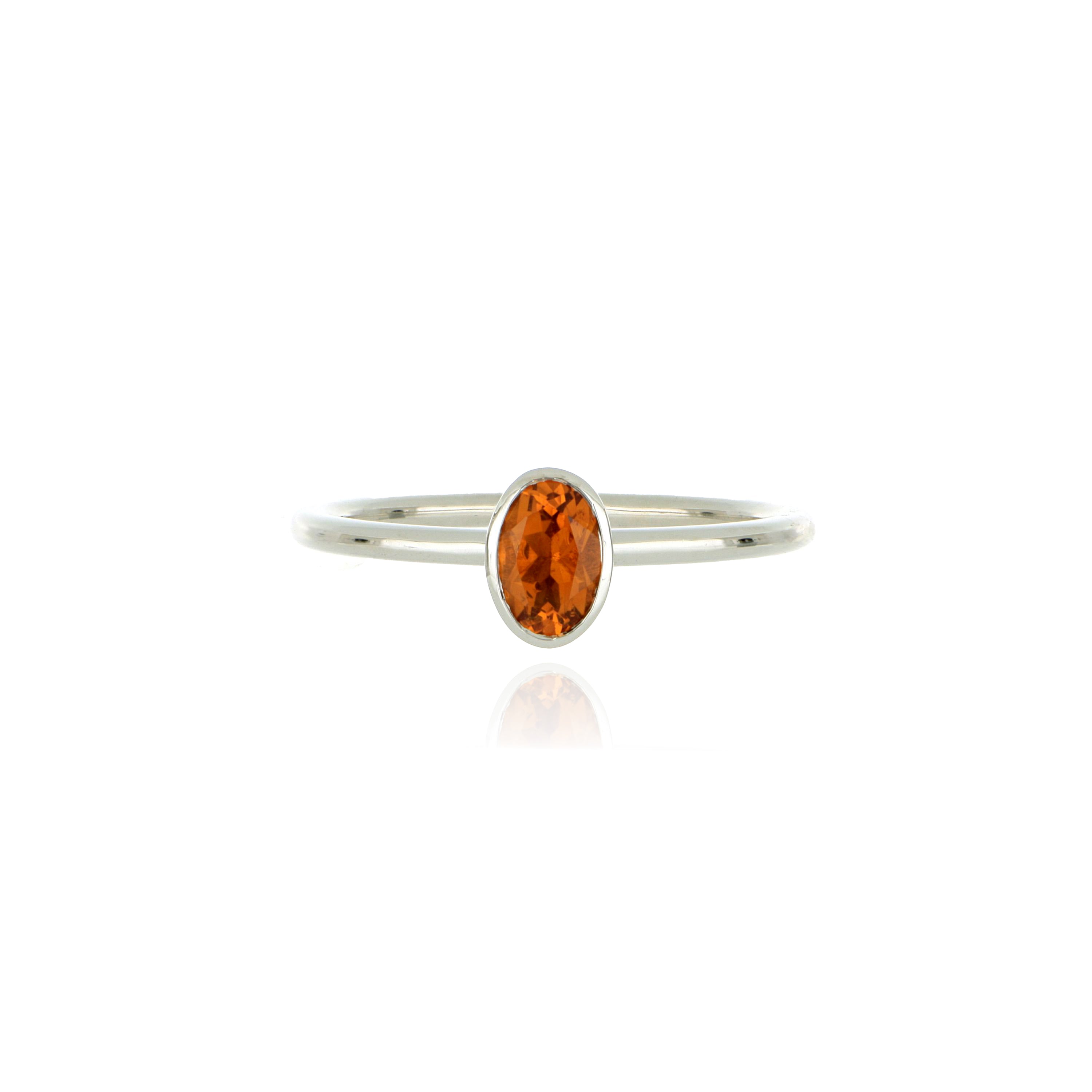 18k White Gold Solitaire Citrine Ring