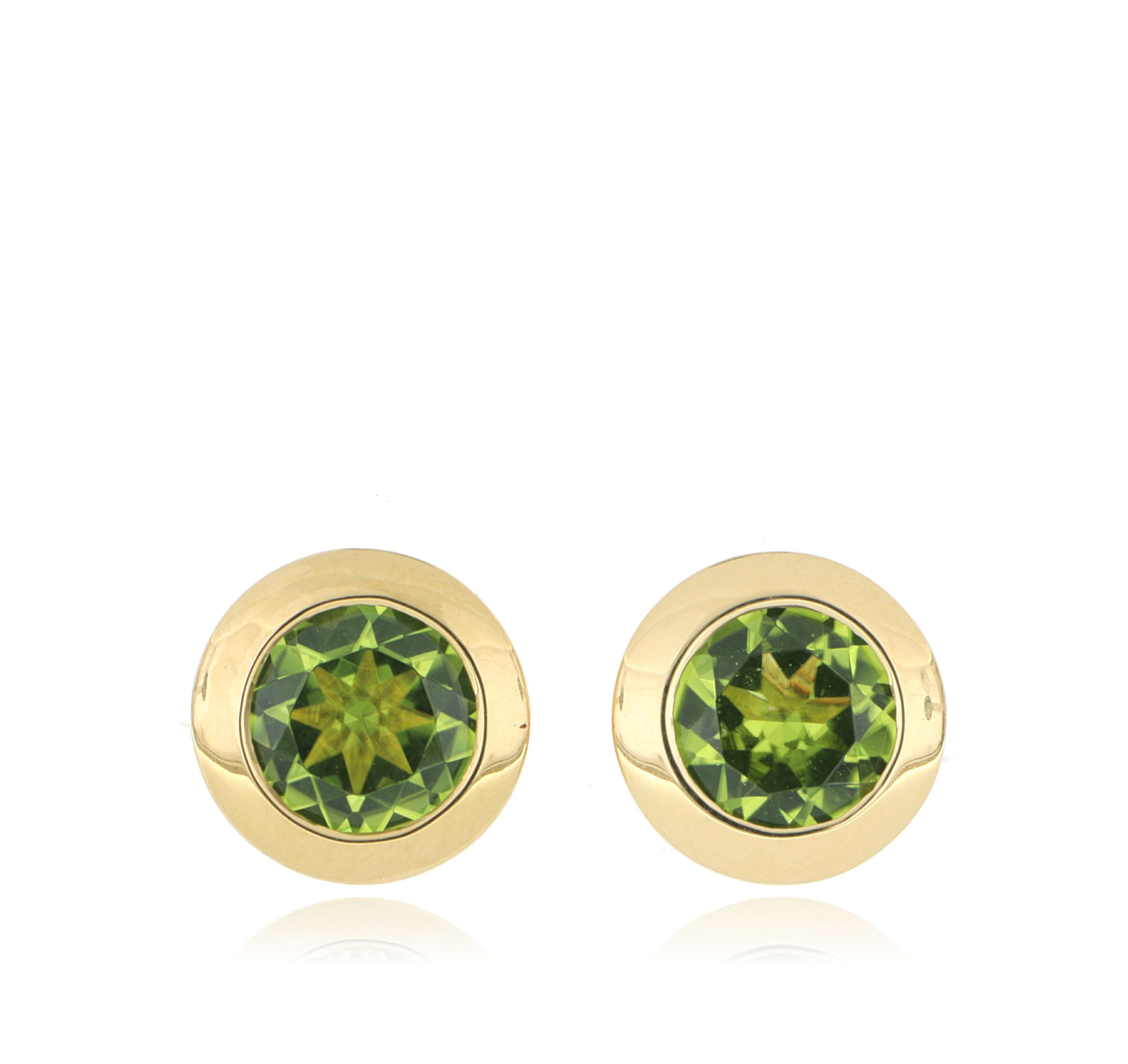 18k Yellow Gold Bezel Set Peridot Studs