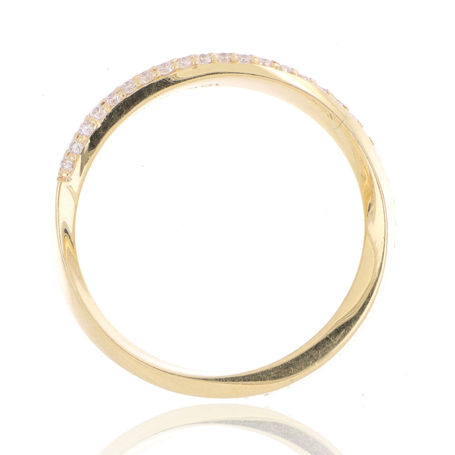 18k Yellow Gold Ladies' Diamond Mobius Wedding Band