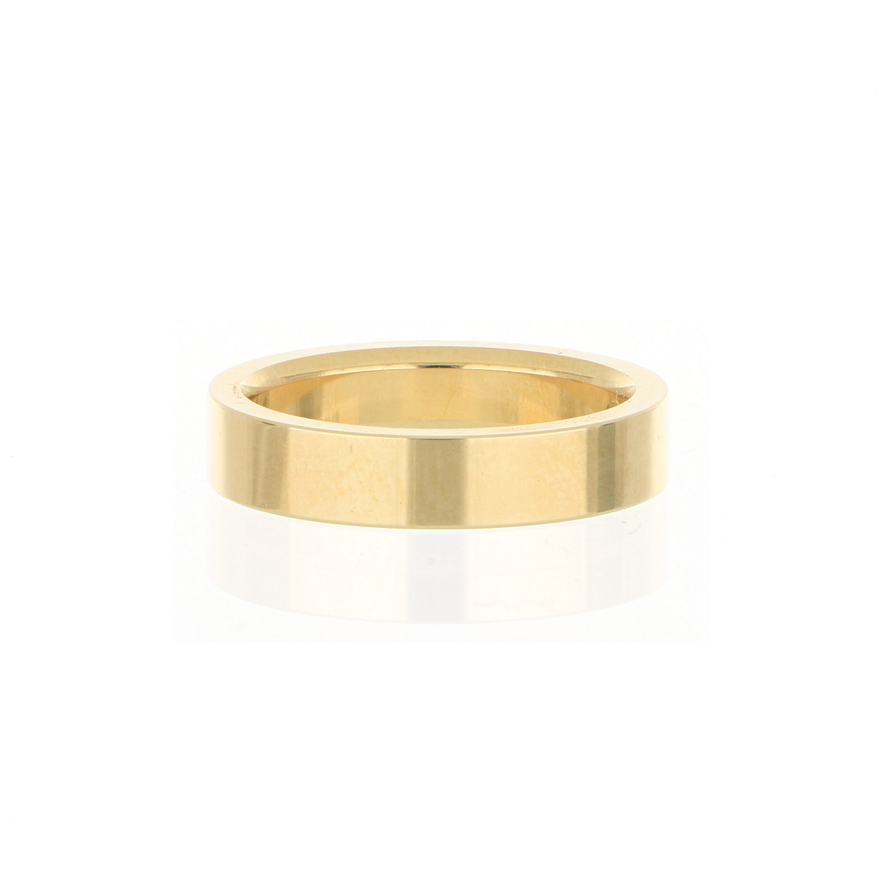 18k Yellow Gold Wedding Band