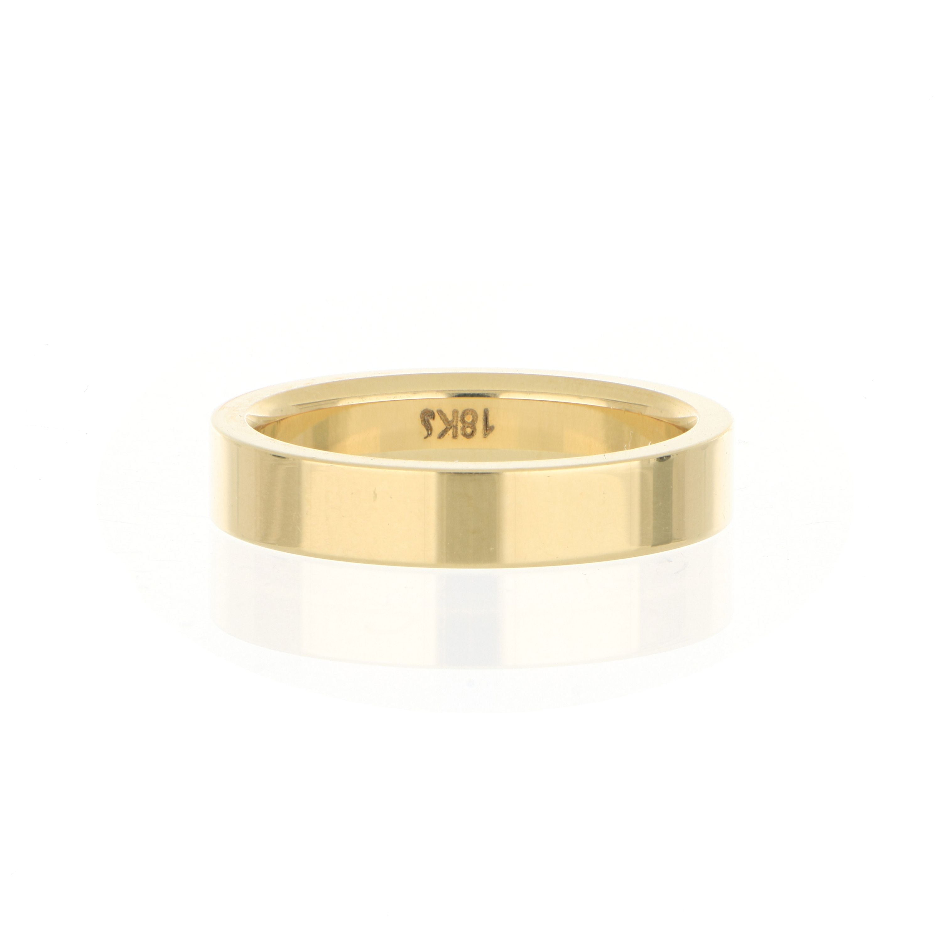 18k Yellow Gold Wedding Band