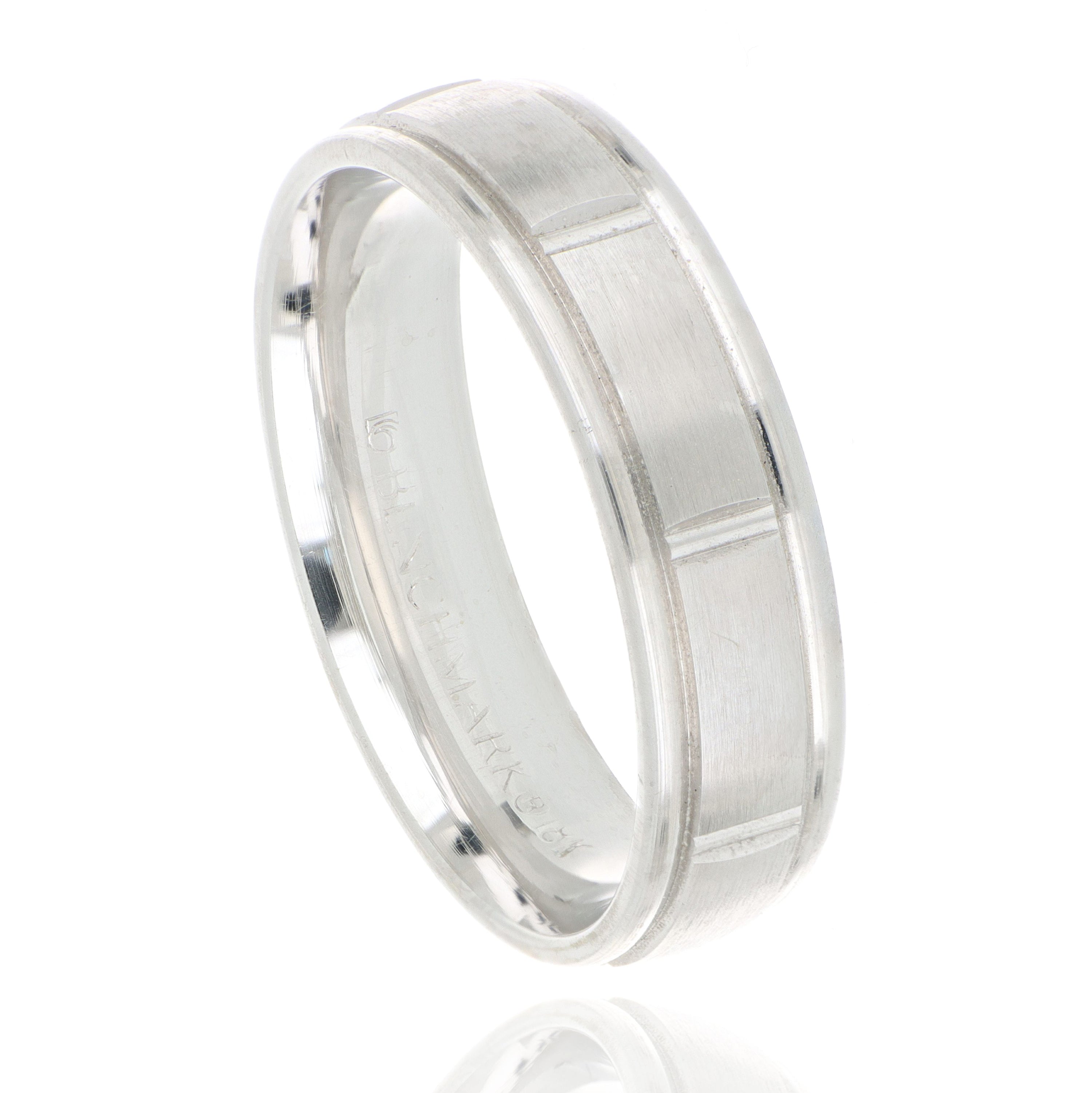 18k White Gold Men's 8 Cut Wedding Band