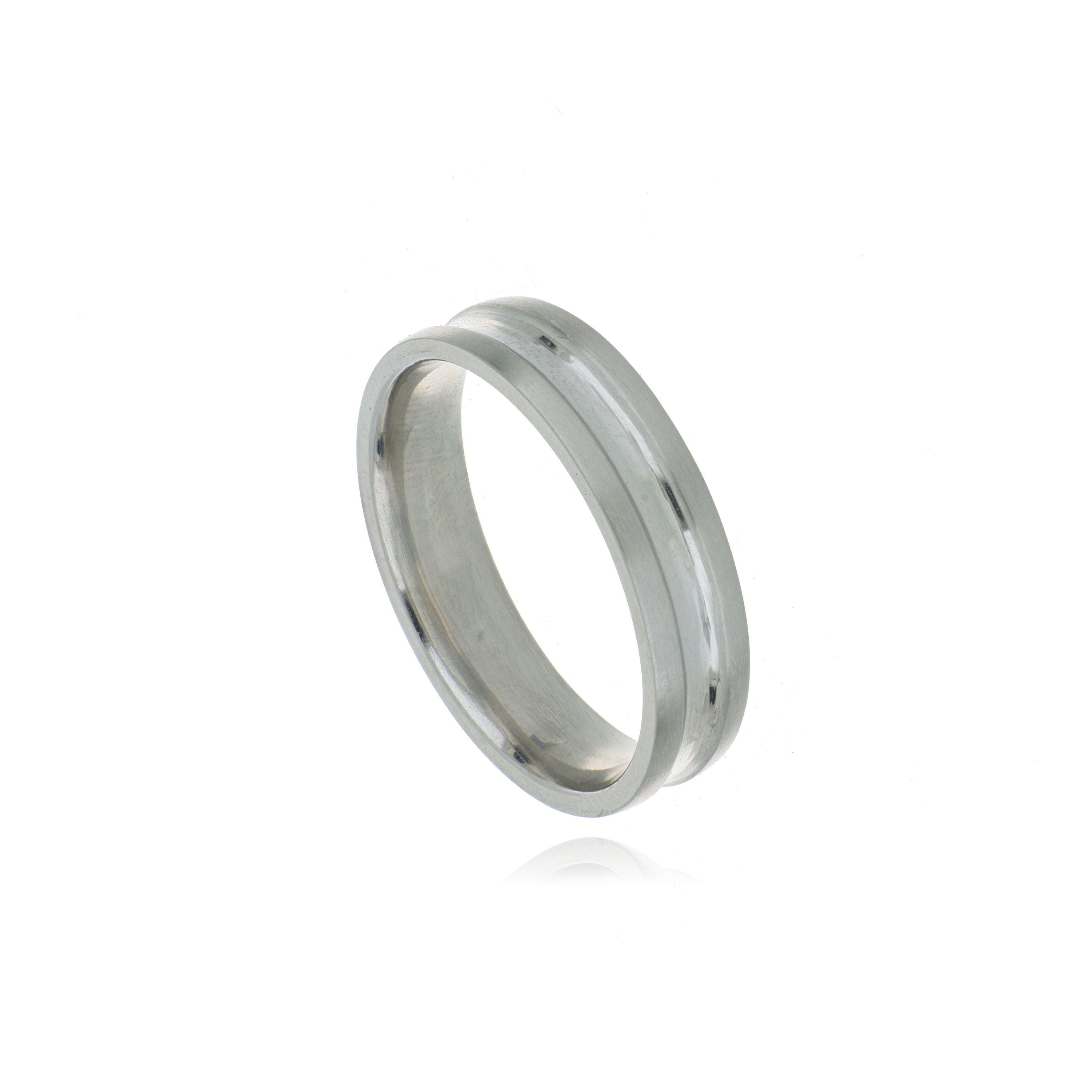 Platinum Men's Wedding Band