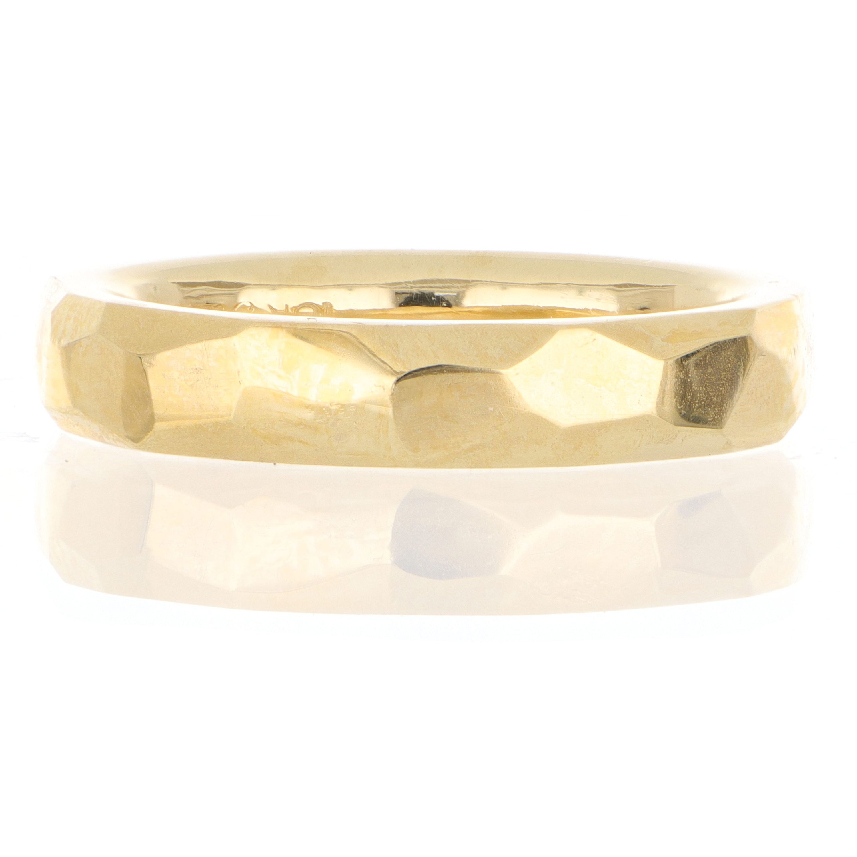 18k Yellow Gold Facet Finish Men's Wedding Band - Charles Koll Jewelers