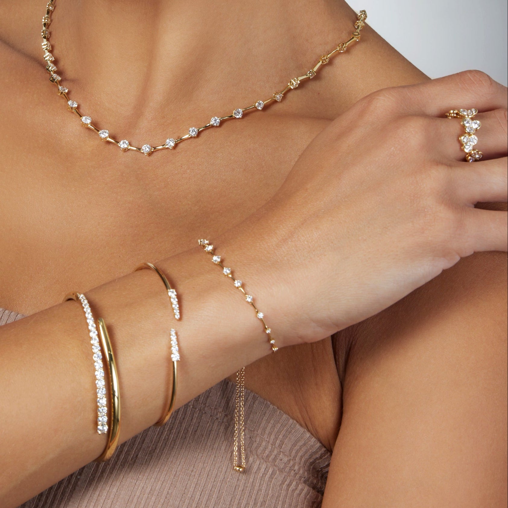 18k Yellow Gold Diamond Bolo Bracelet