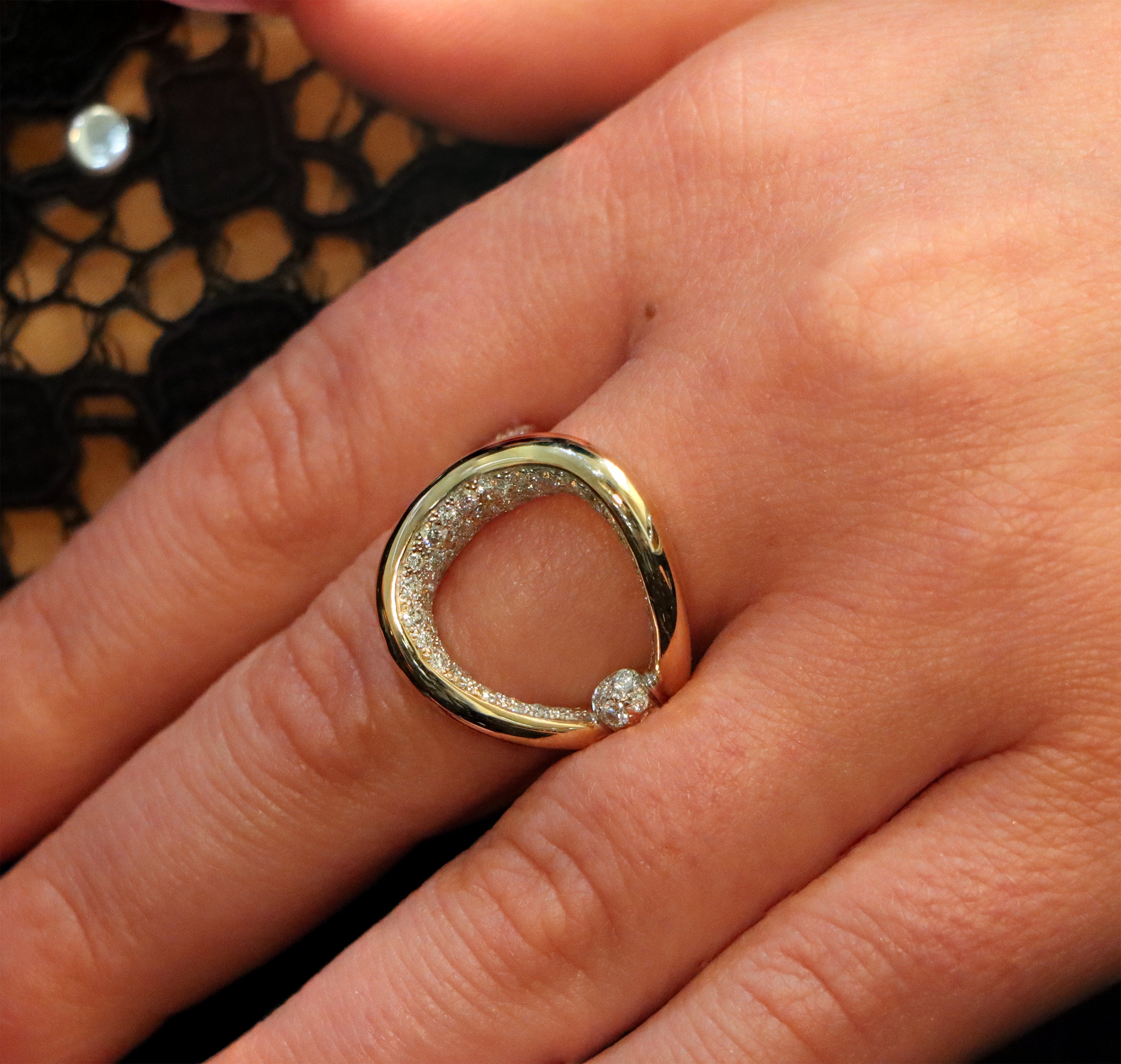 18k Rose Gold Unique Diamond Ring