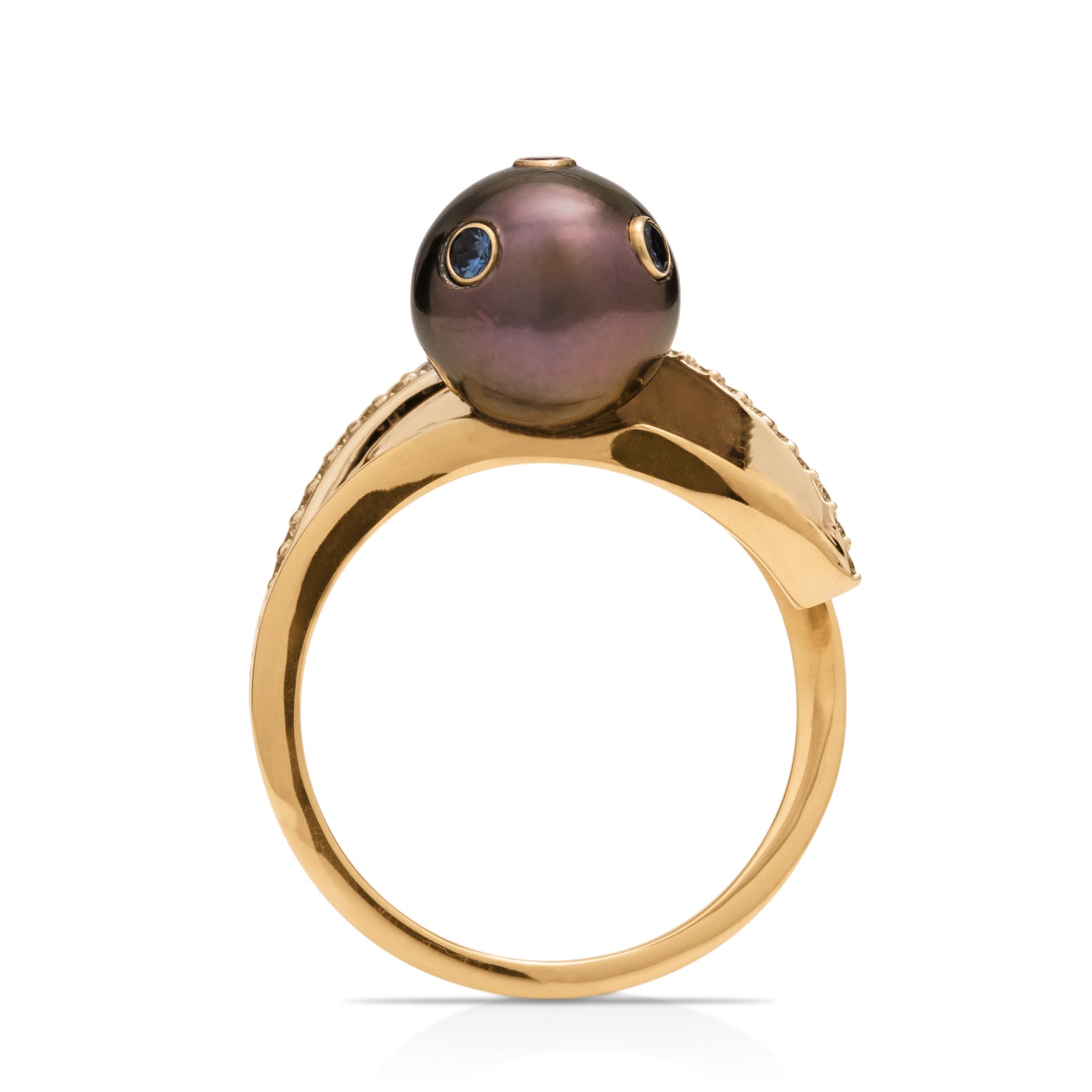 Sapphire Spotted Tahitian Pearl Ring